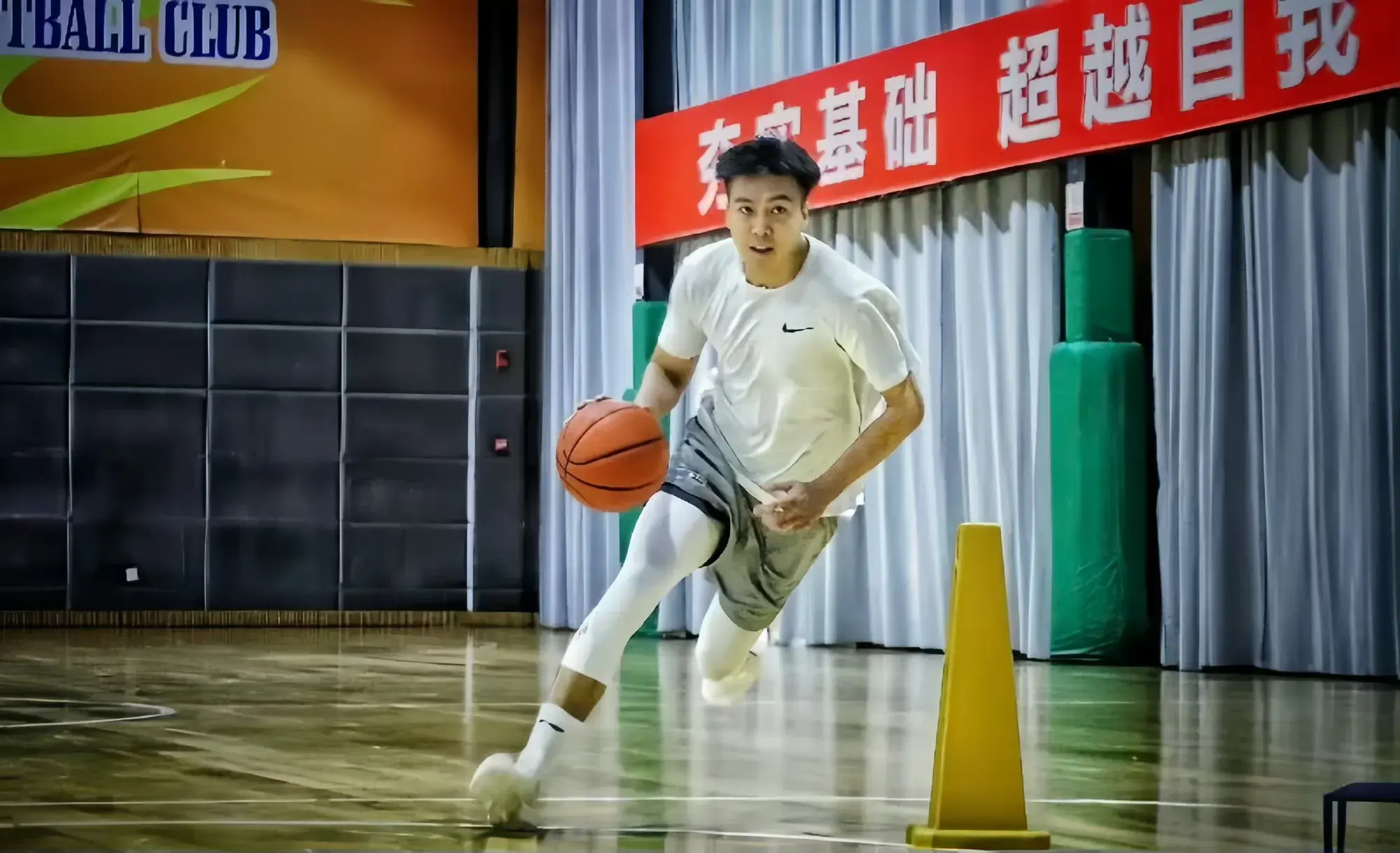 的需求来看, img, div